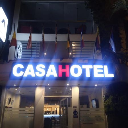 Casahotel Jockey Plaza Mall Lima Exterior foto
