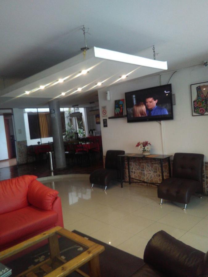 Casahotel Jockey Plaza Mall Lima Exterior foto